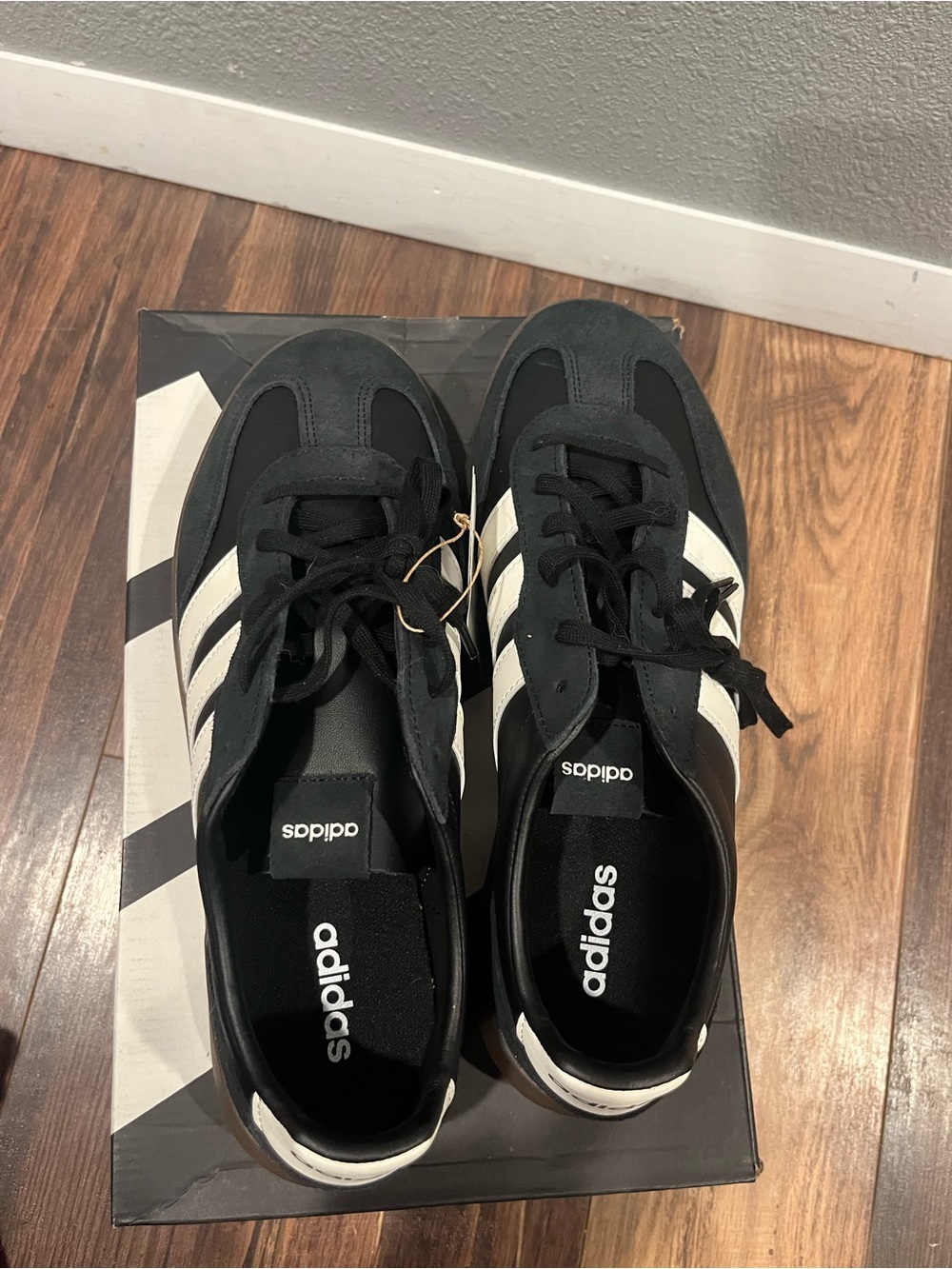 Men’s Adidas - Picture 4 of 8